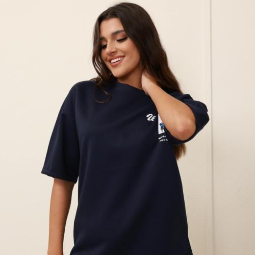 تيشرت نسائي اوفر سايز بطبعة خلفية - Oversized T-sh...