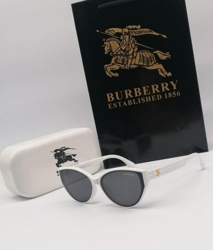 بربري (Burberry) – رمز الأناقة الفاخرة - بيوتي باج - biutibag