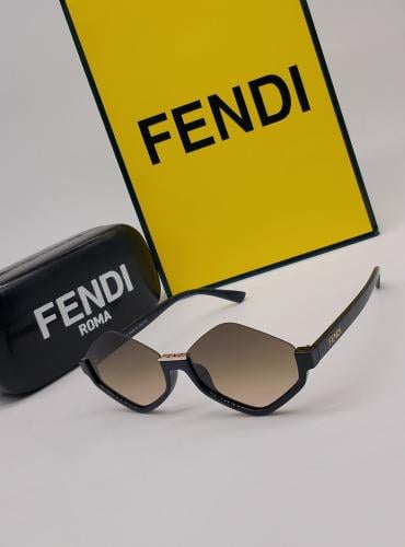 نظارة فندي F127