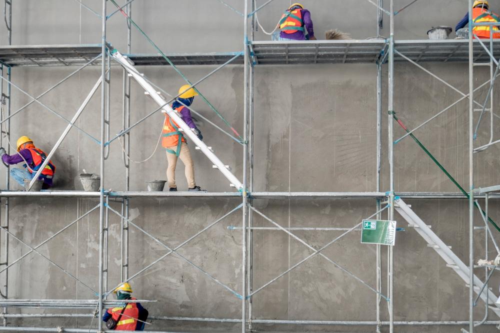 The Difference Between Aluminum and Steel Scaffolding: Pros and Cons