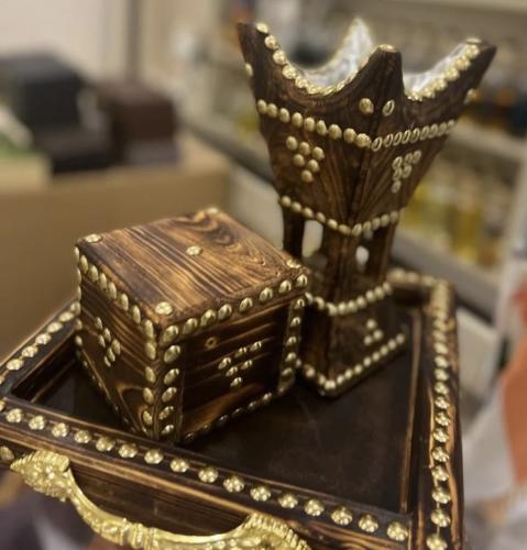 طقم تقديم ( مبخره وصندوق وصينية)