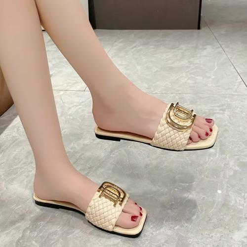 صندل فاخر للنساء غير مرتفع