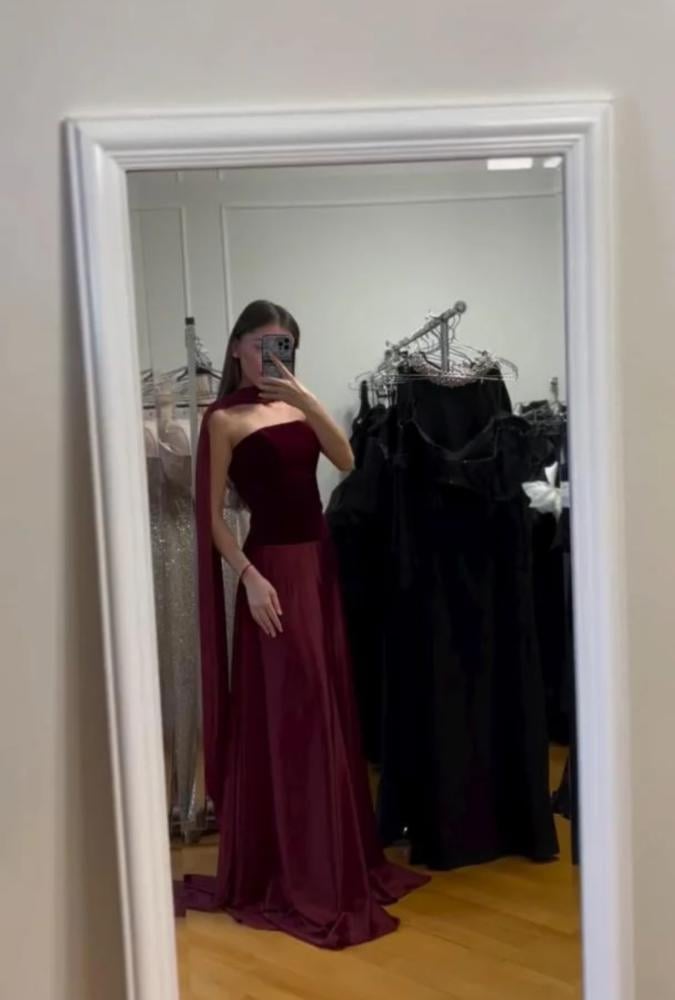 فستان هـيلا