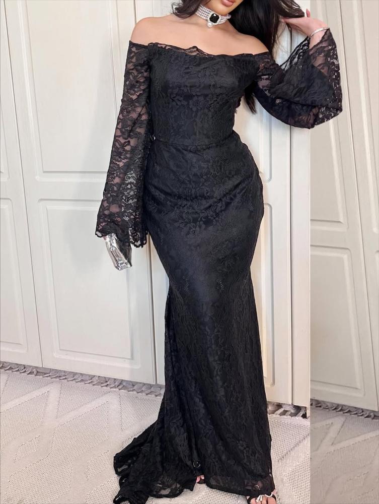 فستان دانتيل اسود