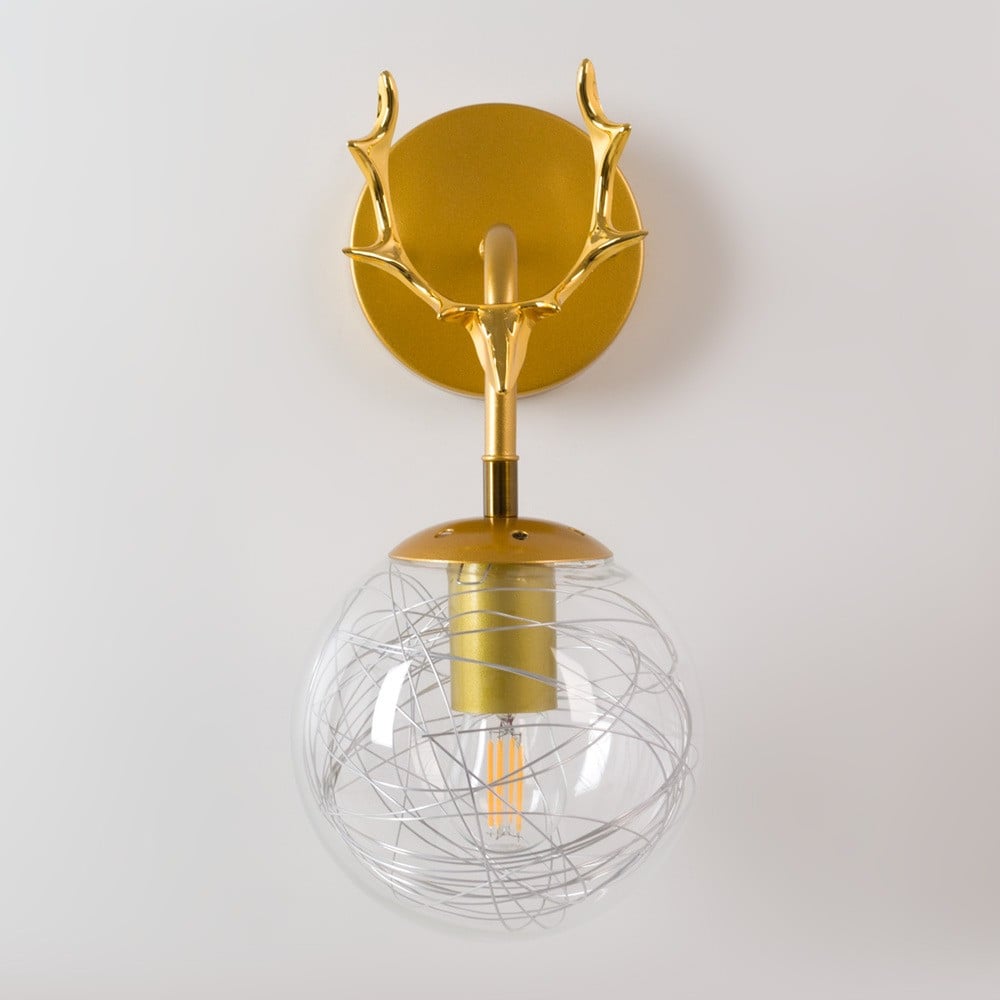 ابليك جداري مودرن رأس غزال مع كرة زجاج شفاف