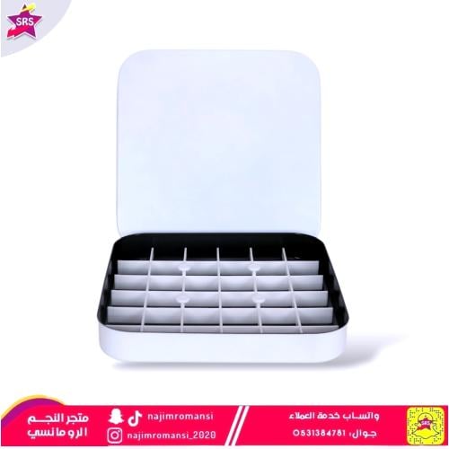 صينية بسبوسة مع قطاعة مربع ابيض  32 سم