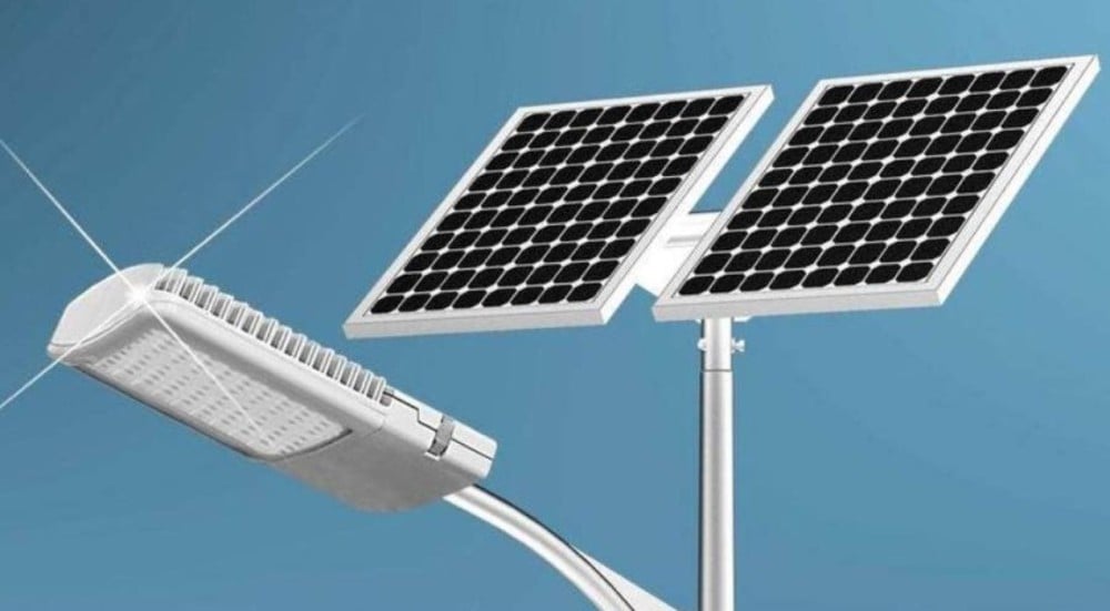 اعمدة انارة بالطاقة الشمسية