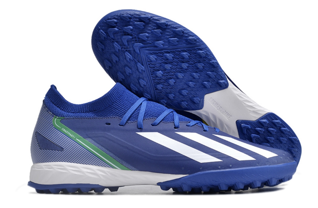 جزمة كرة قدم adidas