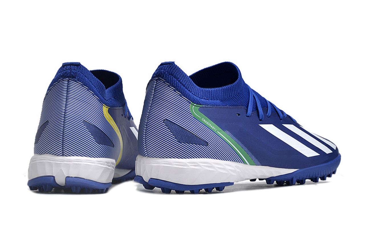 جزمة كرة قدم adidas