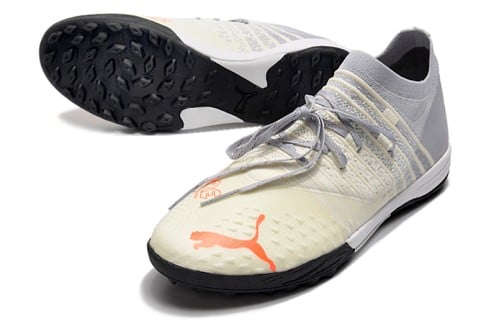 جزمة كرة قدم puma