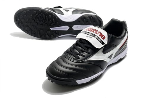 جزمة كرة قدم mizuno