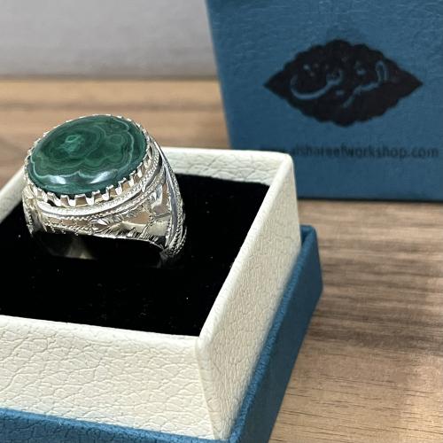خاتم فضة رجالي بحجر ملاكايت طبيعي