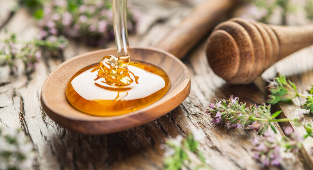 عسل مانوكا والطاقة اليومية: كيف يمنحك النشاط والتركيز؟