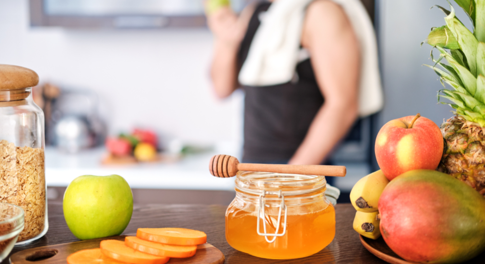 عسل مانوكا للطاقة والتمارين الرياضية والأداء الرياضي