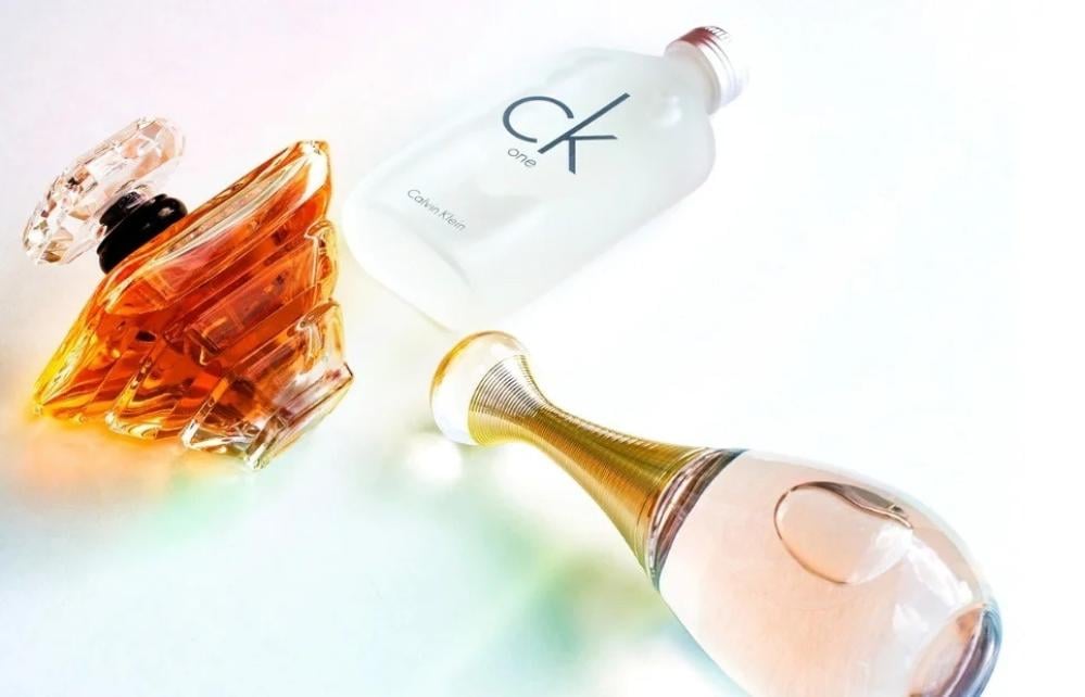 عطور أنيقة مستحيل تموت موضتها ترشيحات لعطور جديدة مميزة خلوكم معنا