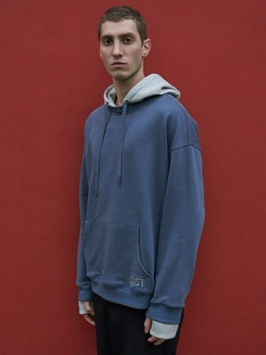 Light grey hooide