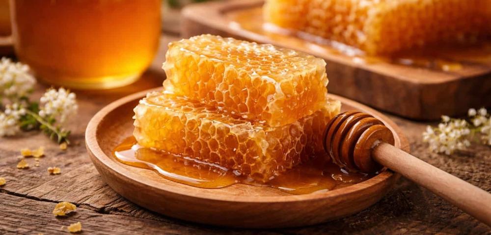 هل لون العسل دليل على جودته؟