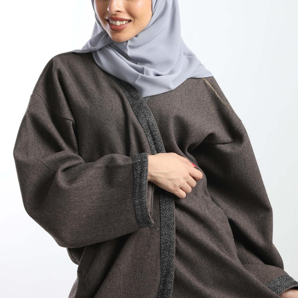 عباية شتوية جوخ لمسات من الصوف 5059