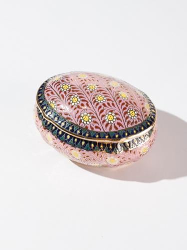 آنية سيراميك فاخر ملونه يدويا ذات طابع  تراث التايلندي باللون الوردي