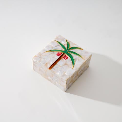 بوكس ملبسه بالصدف فاخره