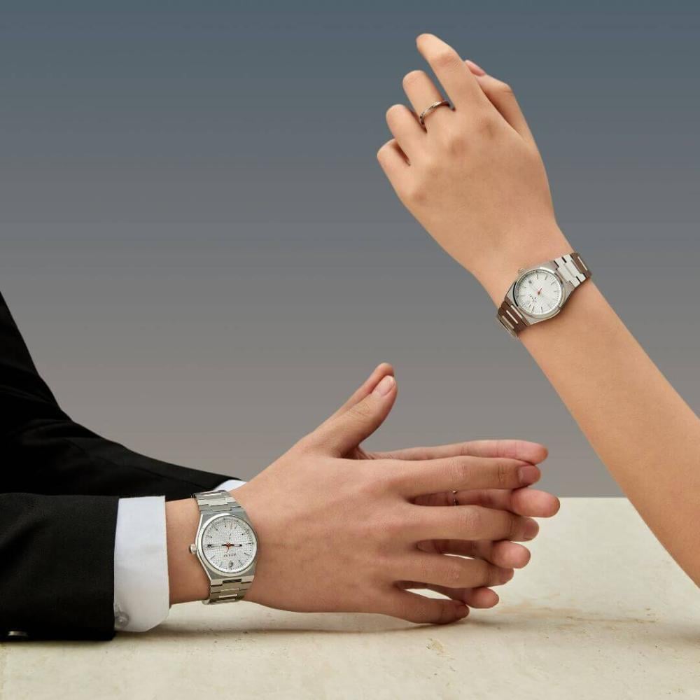 ساعات كبلز واتش