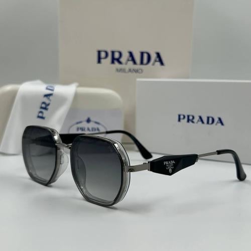 نظارات برادا PRADA