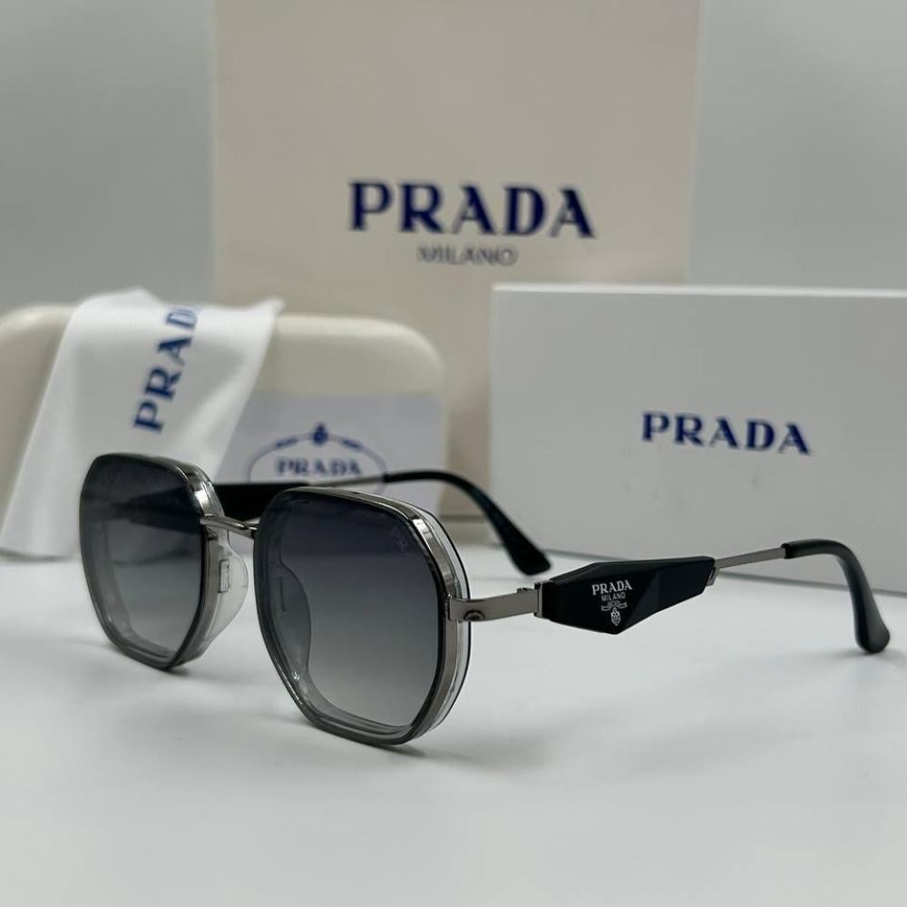 نظارات برادا PRADA