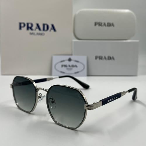 نظارات برادا PRADA