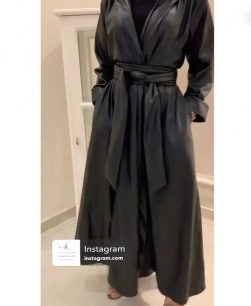 عباية جلد مع حزام