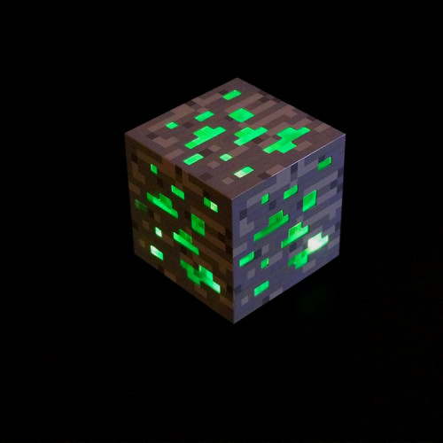 إضاءة ماينكرافت إيمرالد | Minecraft Emerald Stone