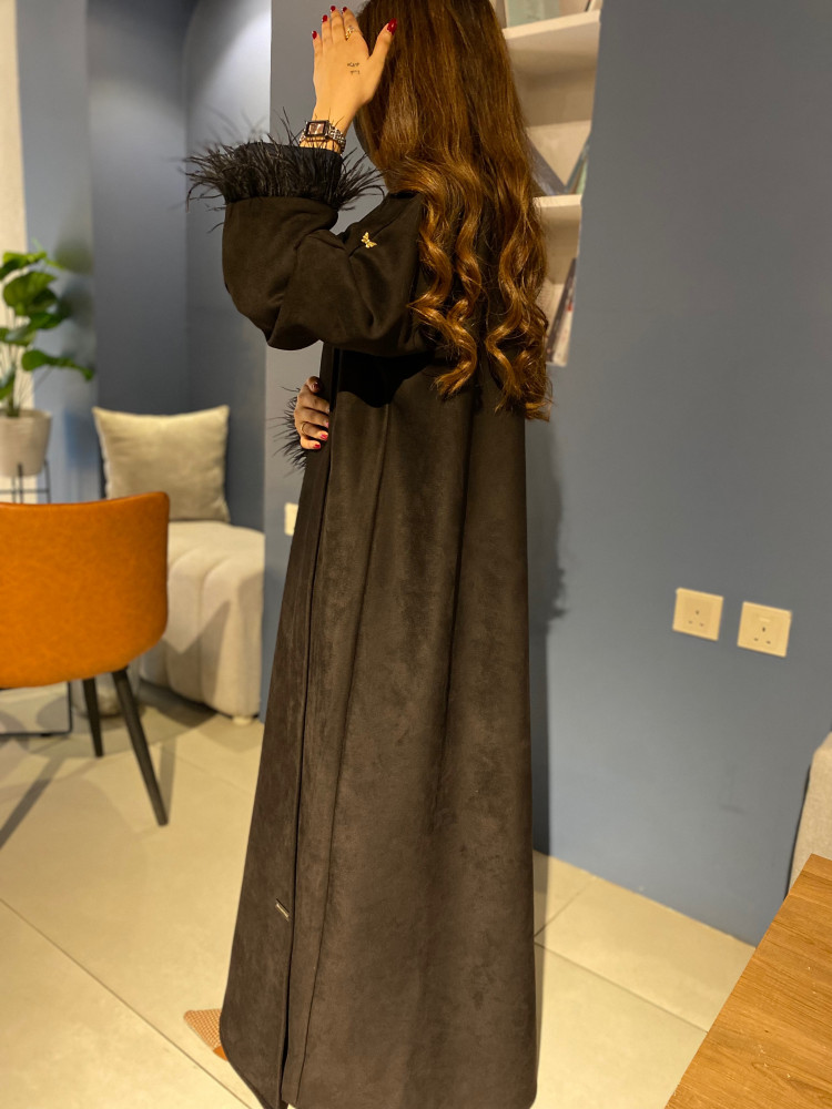 عباية شتوية سوداء