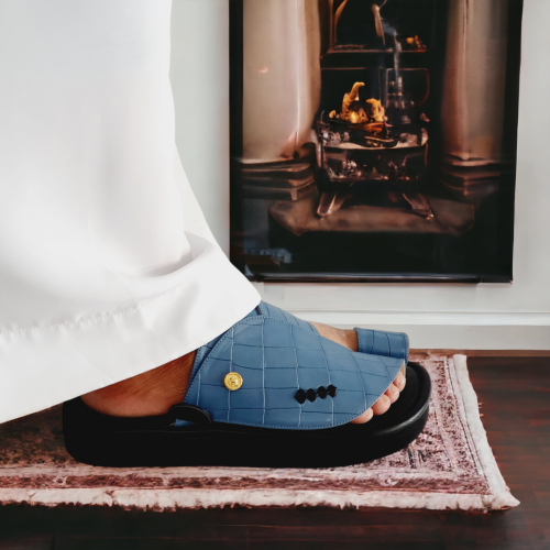 حذاء شرقي - نقش التمساح سماوي- وطني مرتفع