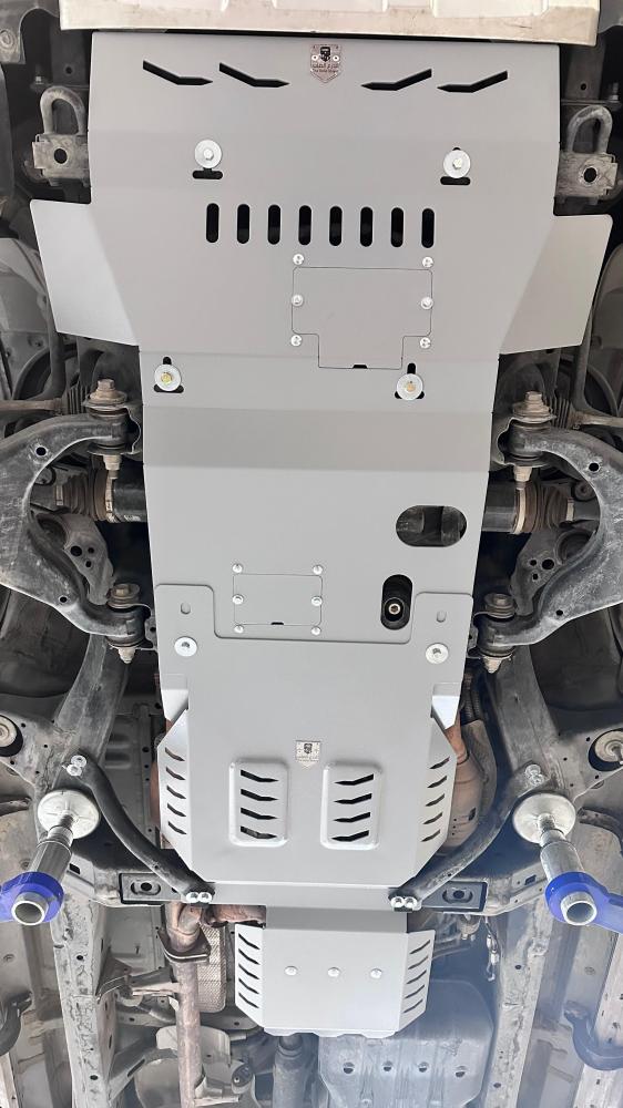 أهمية حماية السيارة أثناء المغامرات البرية