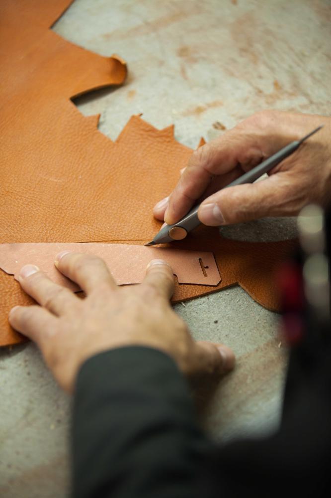 تصاميم أحذية تجمع بين الفخامة والأناقة من وجيه الشرق