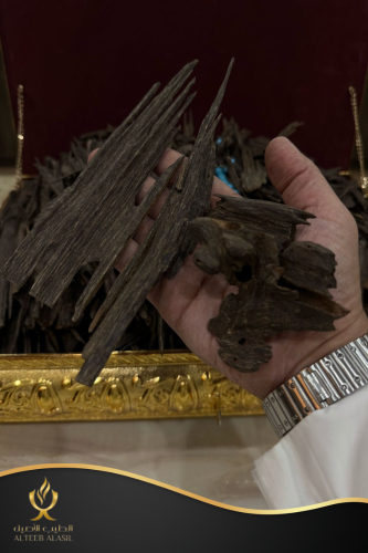 عرض على ثمن و ربع كيلو عود هندي زورا تربل و دبل