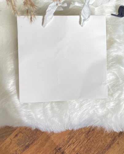 كيس صغير" أييض"