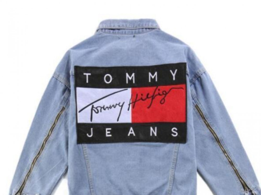 بلوزة Tommy Hilfiger أوتلت السعودية