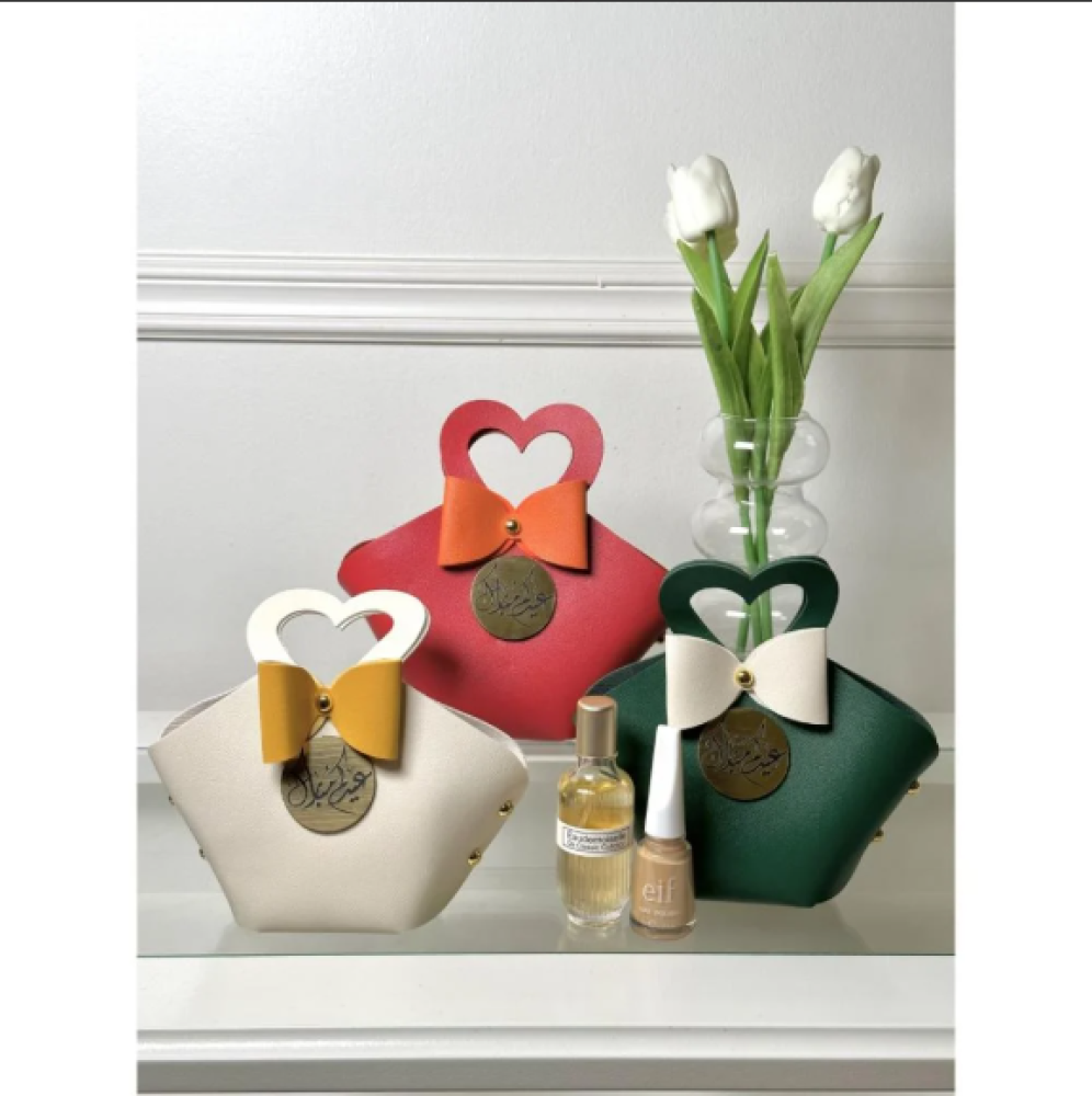 أفضل 15 موديل شنط جلد وتوزيعات الكبار للعيد من متجر طلباتي