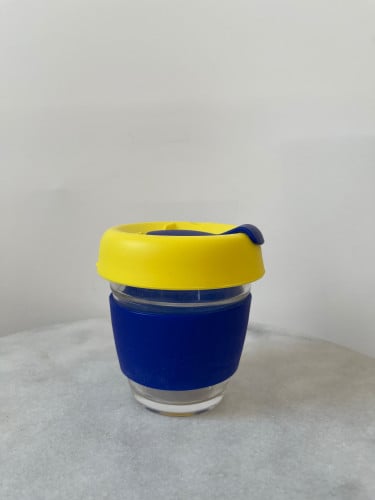 كوب قهوة 8oz مسكه سلكون غطاء اصفر