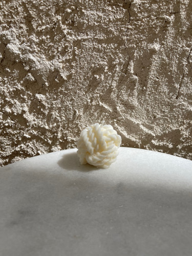 شمعة خيوط الصوف.