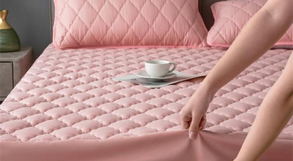 واقي سوائل ولبادة ودوره في الحفاظ على نظافة المرتبة