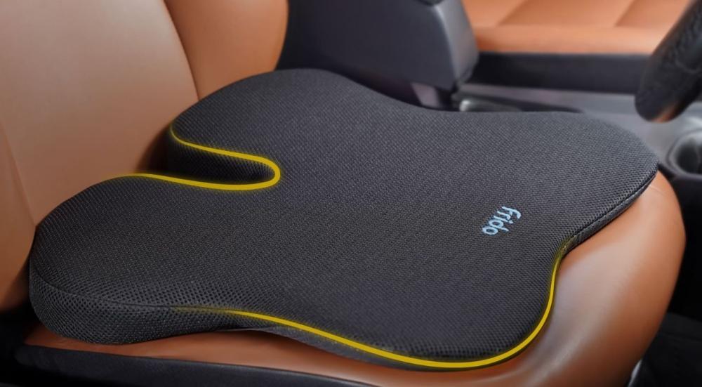 مخدة سيارة وكيف تساعد على تقليل آلام الرقبة والظهر؟