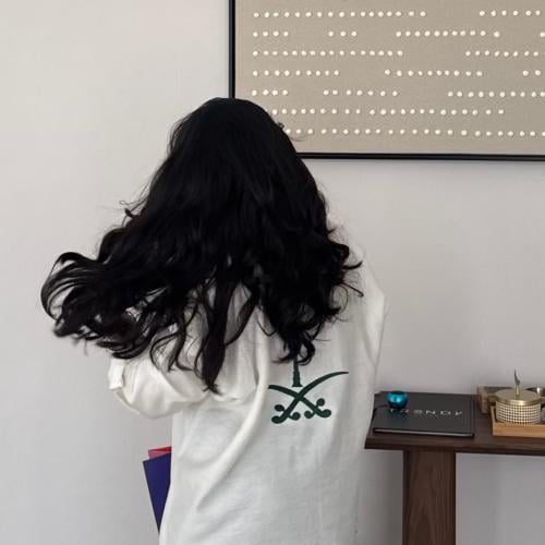 قميص اوفر سايز مع تطريز سيفين ونخلة
