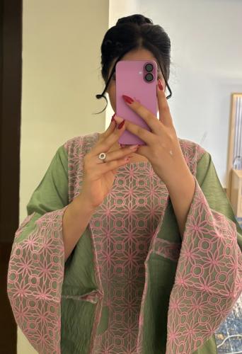 جلابية زاهية