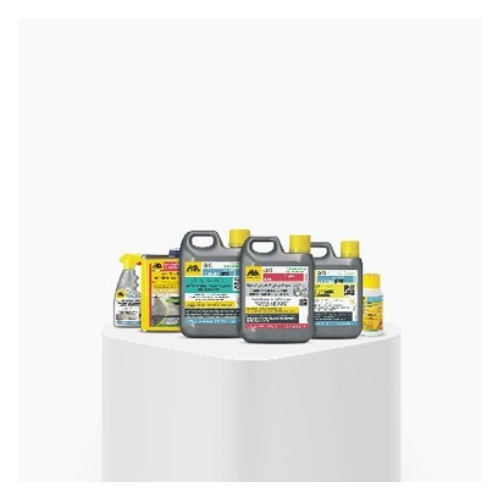 مجموعات التنظيف والحماية