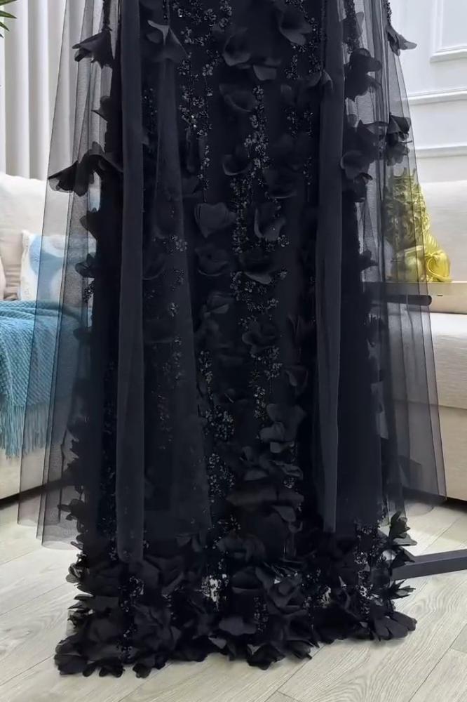 فستان سهره قطعتين مزين بالترتر و ورود لونين