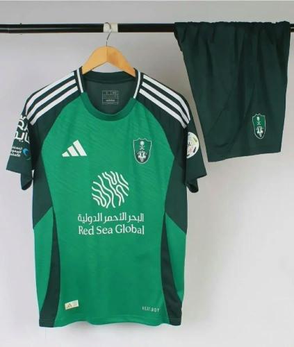 طقم نادي الاهلي 2025