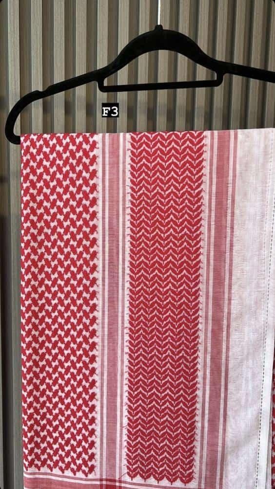 شماغ الرويس القطري الانجليزي بصمة شلش  شال عربي خليجي وطني من المنيعي