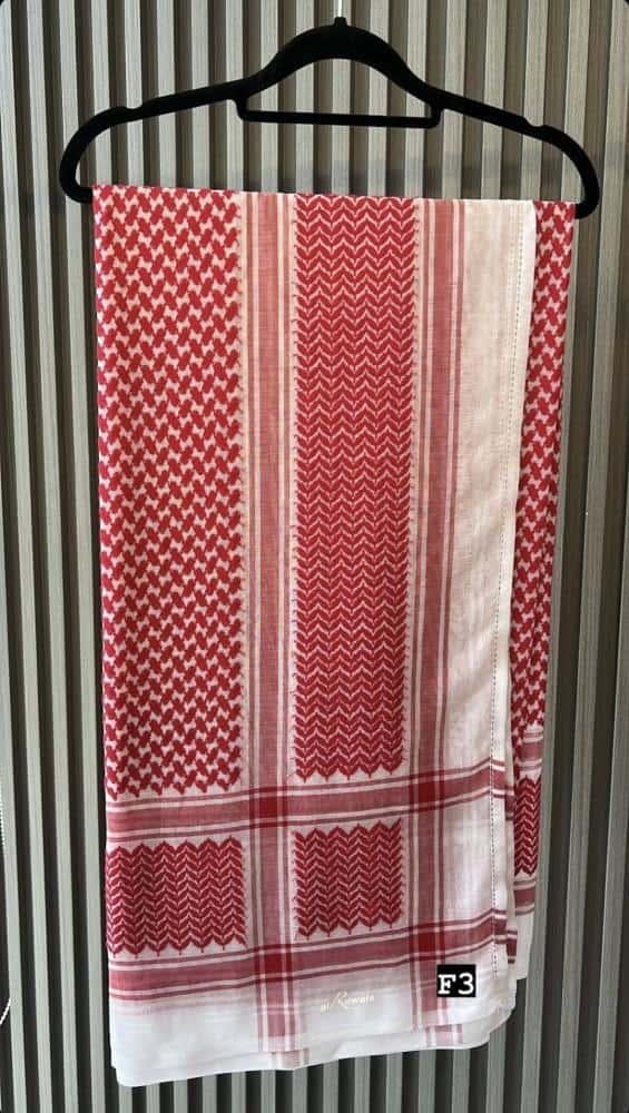 شماغ الرويس القطري الانجليزي بصمة شلش  شال عربي خليجي وطني من المنيعي