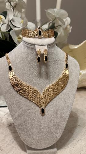 طقم جناح الصقر ( اسود )